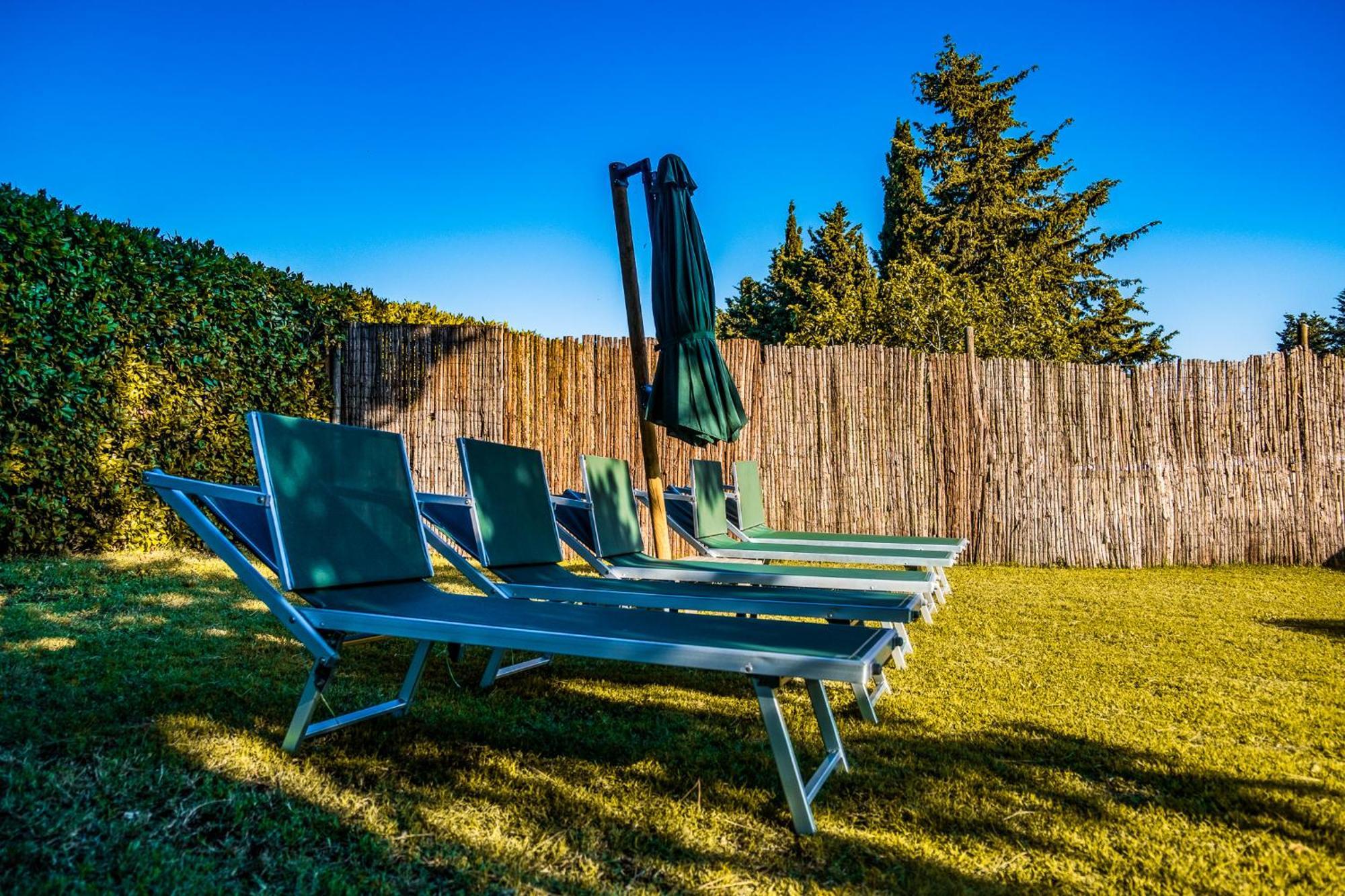 Casenuove III - Casale Con Giardino E Piscina Кастильончелло Экстерьер фото